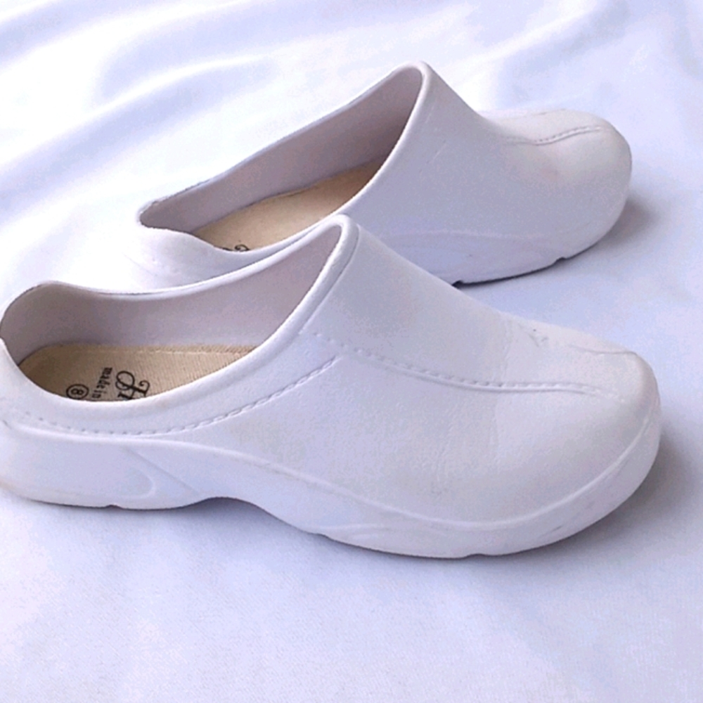 Hey White Clogs